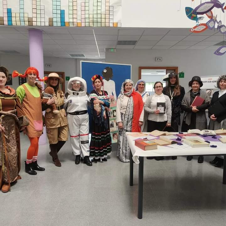 CRÓNICA DE UN OCHO DE MARZO TOCADO POR EL CIERZO DE LA HISTORIA.